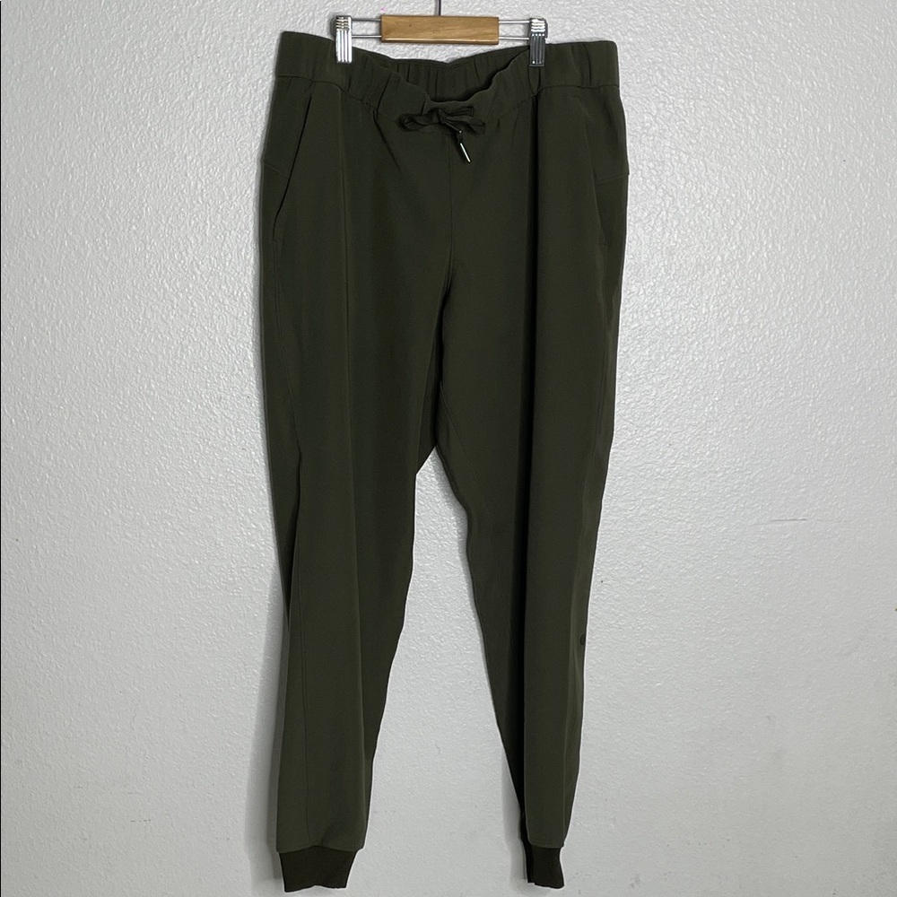 lululemon Olive Green Jogger Pants Size 8